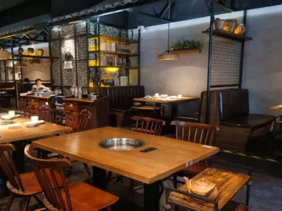 南山附近旺铺牛肉店转让,380平可容纳80-100人
