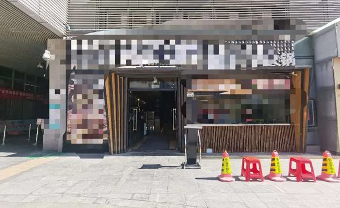 南山附近旺铺牛肉店转让,380平可容纳80-100人
