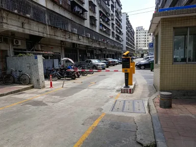 300多万买甲岸路【华安苑】三房
