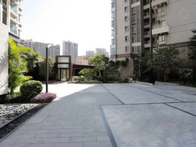惠州市惠阳区淡水天安珑城头排一线江景房