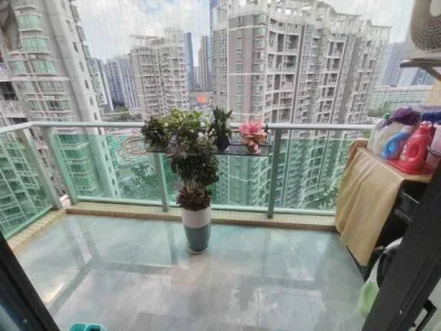 宝安中心区鸿荣源尚都116.93平3+1房2厅2卫，全新百万精装拎包入住