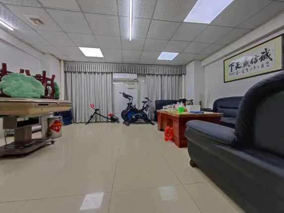 马安山地铁口黄金位铺转让,房租3500/月