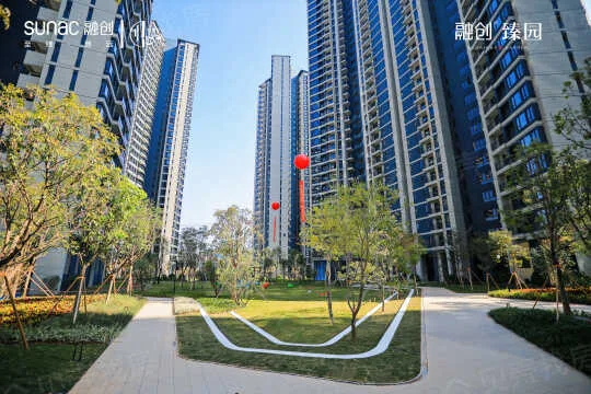融创臻园3.1米层高6.3米超大阳台，距淡水高速出口约3公里- 近坪山龙岗