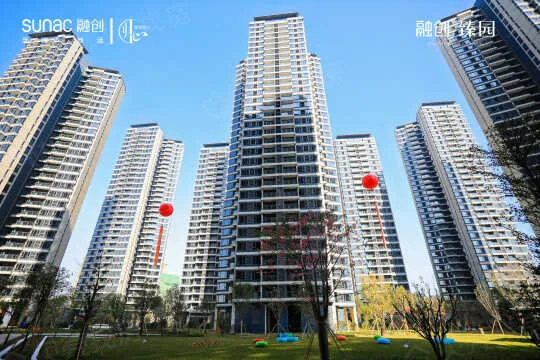 融创臻园3.1米层高6.3米超大阳台，距淡水高速出口约3公里- 近坪山龙岗