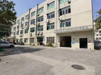 平湖华南城独门独院厂房招租：1-3楼招租可分割
