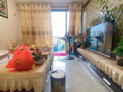 西荟城花园小区88平精装4房2厅2卫出售550万，满五唯一，配套齐全