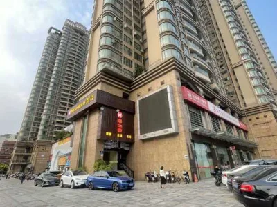 新安购物中心街铺招商105-2700平,可分租,层高6米,租金120元/平