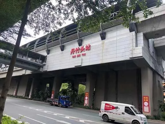 康桥花园三房345万指导价卖，首付104万