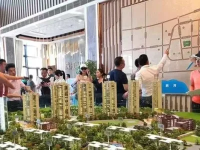 大亚湾珠江四季悦城，临深大品牌甄稀小高层