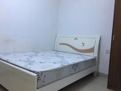 城市丽都1房1厅家私电器齐全1700/月