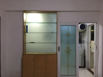 城市丽都1房1厅家私电器齐全1700/月