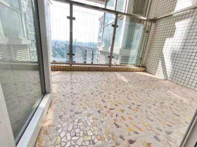 沙井地铁口鸿达兴116平全齐3房出租