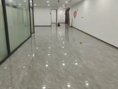 万科星城大厦甲级写字楼368平招租，4+1格局工区可20-30人左右办公租金45元/平