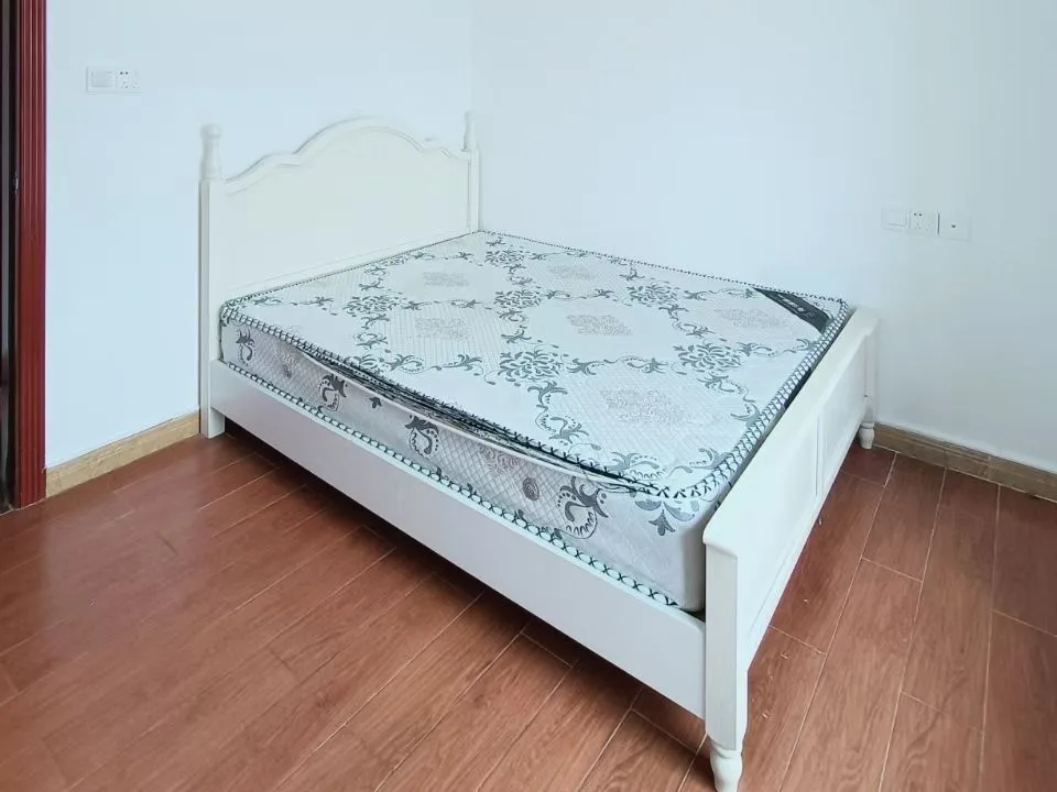中心名座106㎡4房1卫全齐4500