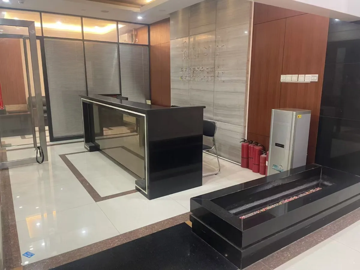 新桥卓越时代大厦写字楼出租353平方租1.2万