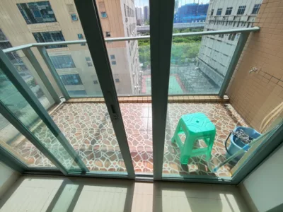 中心名座3房2厅家具家电齐全出租3700每月