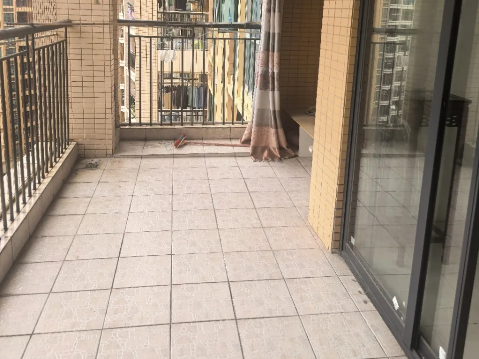 棕榈堡花园116平3+1房,2个卫生间,业主急售一口价355万!懂行速来!