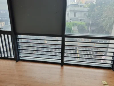 流塘阳光花园小区门口街铺，上下两层165平租金120元/平