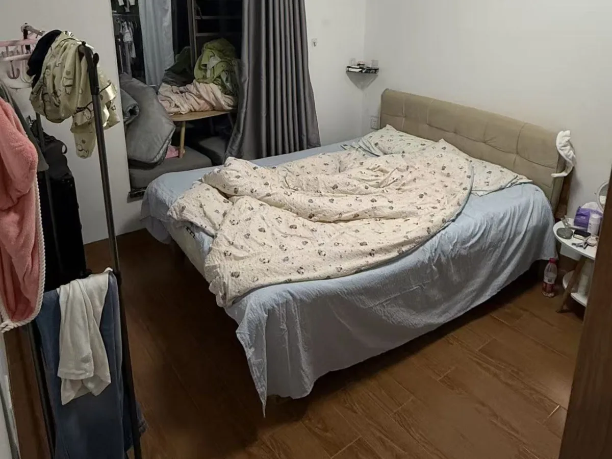 裕盛华庭58平一房一厅全齐租2800
