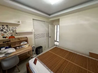 名豪丽城三房出租3600元，拎包入住