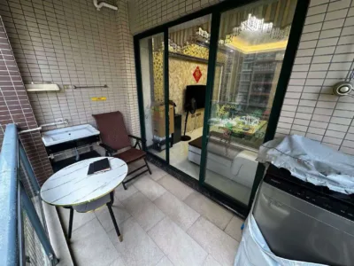 名豪丽城三房出租3600元，拎包入住